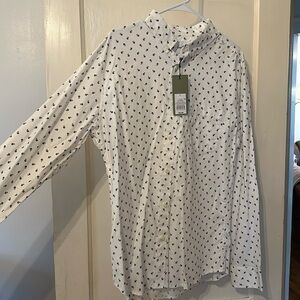 Men’s Goodfellow and Co. long sleeve button up slim fit